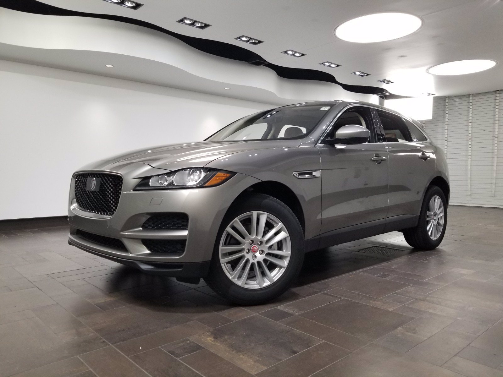 new 2020 jaguar f pace 25t prestige suv in west palm beach j21859 jaguar palm beach new 2020 jaguar f pace 25t prestige with navigation awd