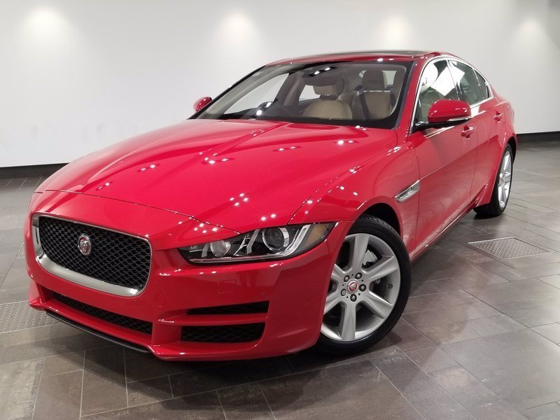 New 2019 Jaguar Xe 25t Premium 4 Door Sedan In West Palm Beach J21462